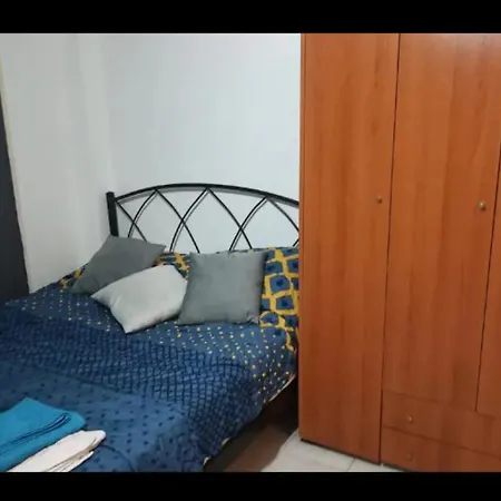 2 Bedroom Center Thessaloníki